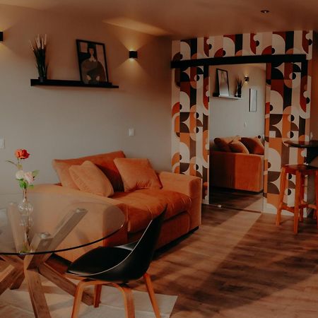 Hotel De La Paix Олорон-Сен-Мари Екстериор снимка